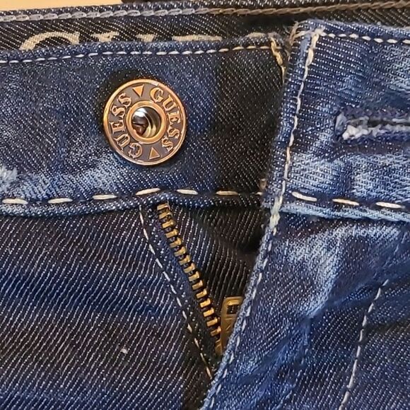 Guess Foxy Flare emboidered jeans size 26 - Picture 3 of 7